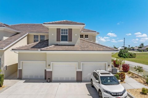 Condo in Punta Gorda, Florida, 2 bedrooms  № 1732300 - photo 2