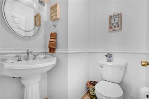 Villa ou maison à vendre à Miami, Floride: 3 chambres, 165.09 m2 № 1939202 - photo 14