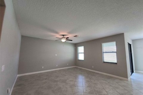 House in Riverview, Florida 3 bedrooms, 160.91 sq.m. № 1866726 - photo 14