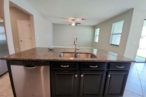 House in Riverview, Florida 3 bedrooms, 160.91 sq.m. № 1866726 - photo 3