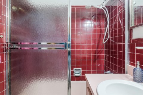 Купить виллу или дом в Форт-Лодердейл, Флорида 3 спальни, 113.53м2, № 2061406 - фото 21