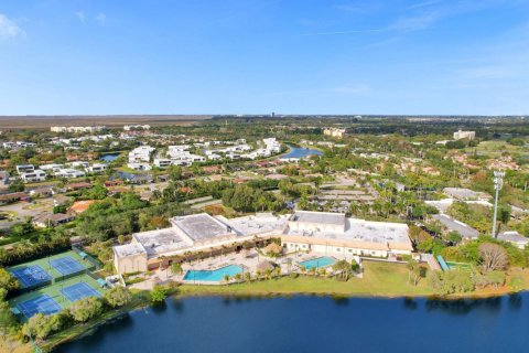 Condo in Weston, Florida, 2 bedrooms  № 1132919 - photo 1