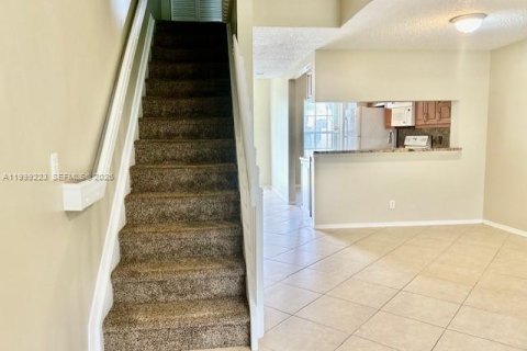 House in Weston, Florida 2 bedrooms, 103.12 sq.m. № 2064840 - photo 14