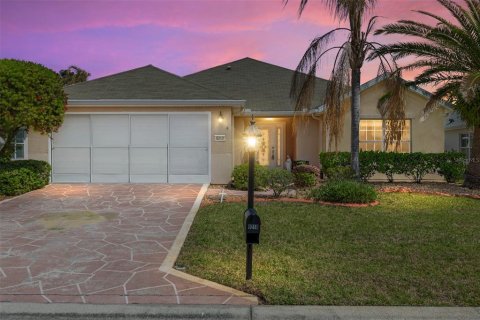 Villa ou maison à Summerfield, Floride 3 chambres, 146.32 m2 № 2148166