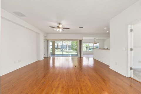 Villa ou maison à vendre à Summerfield, Floride: 3 chambres, 146.32 m2 № 2148166 - photo 9