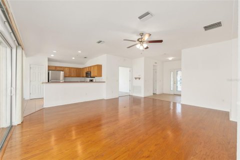 Villa ou maison à vendre à Summerfield, Floride: 3 chambres, 146.32 m2 № 2148166 - photo 13