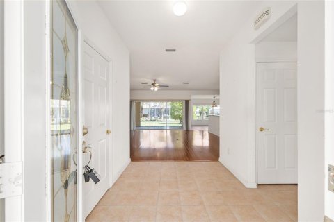 Villa ou maison à vendre à Summerfield, Floride: 3 chambres, 146.32 m2 № 2148166 - photo 5