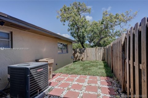 Casa en alquiler en Davie, Florida, 3 dormitorios, 122.35 m2 № 2085024 - foto 18