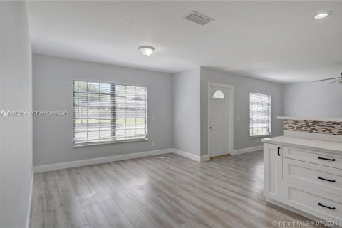 Casa en alquiler en Davie, Florida, 3 dormitorios, 122.35 m2 № 2085024 - foto 9