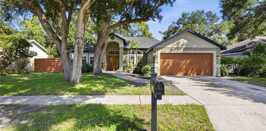 Casa en Sarasota, Florida 3 dormitorios, 155.61 m2 № 2374010