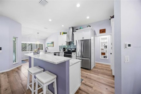 Casa en venta en Sarasota, Florida, 3 dormitorios, 155.61 m2 № 2374010 - foto 5