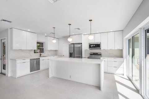 Casa en alquiler en Boca Raton, Florida, 3 dormitorios, 190.08 m2 № 2247936 - foto 10