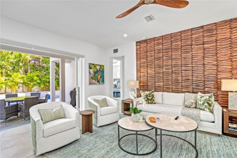 House in Sarasota, Florida 6 bedrooms, 325.16 sq.m. № 1584066 - photo 12