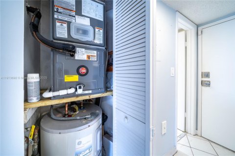 Copropriété à louer à Miami Beach, Floride: 2 chambres, 65.96 m2 № 1968920 - photo 19