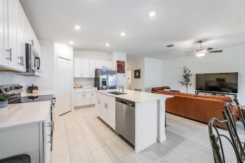 Villa ou maison à vendre à San Antonio, Floride: 4 chambres, 179.86 m2 № 2230743 - photo 7