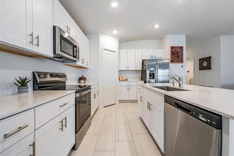 Villa ou maison à vendre à San Antonio, Floride: 4 chambres, 179.86 m2 № 2230743 - photo 10