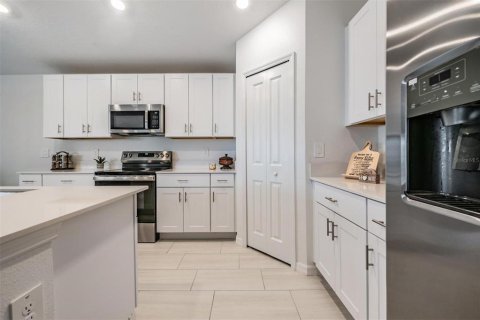 Villa ou maison à vendre à San Antonio, Floride: 4 chambres, 179.86 m2 № 2230743 - photo 8