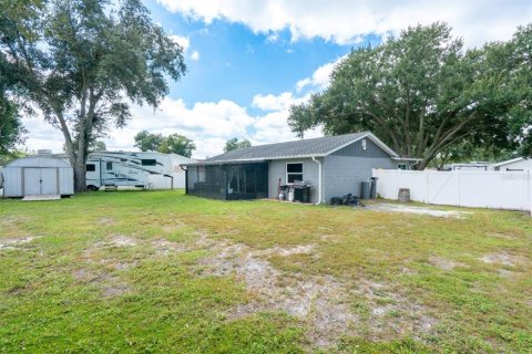 Villa ou maison à vendre à Tampa, Floride: 3 chambres, 112.41 m2 № 2388818 - photo 19