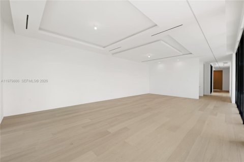 Casa en venta en Miami Beach, Florida, 5 dormitorios, 483.09 m2 № 2059131 - foto 14