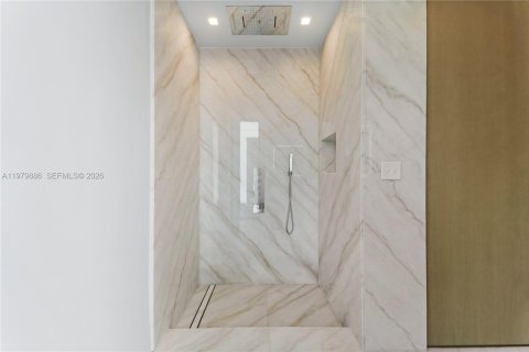 Casa en venta en Miami Beach, Florida, 5 dormitorios, 483.09 m2 № 2059131 - foto 29