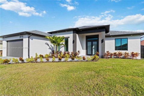 Casa en venta en Cape Coral, Florida, 3 dormitorios, 170.85 m2 № 1969364 - foto 3