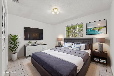 Купить виллу или дом в Майами, Флорида 5 спален, 233.56м2, № 1839396 - фото 21