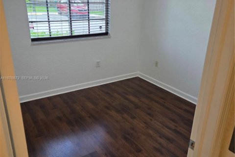 Купить кондоминиум в Хомстед, Флорида 3 спальни, 110.93м2, № 2047837 - фото 8