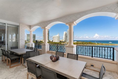 Condo in Miami Beach, Florida, 6 bedrooms  № 1863139 - photo 19