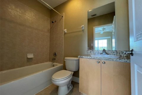 Touwnhouse à vendre à Tampa, Floride: 3 chambres, 167.97 m2 № 1901212 - photo 16