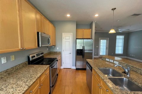 Touwnhouse à vendre à Tampa, Floride: 3 chambres, 167.97 m2 № 1901212 - photo 22