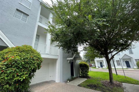 Touwnhouse à vendre à Tampa, Floride: 3 chambres, 167.97 m2 № 1901212 - photo 2