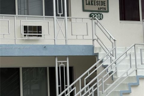 Купить кондоминиум в Помпано-Бич, Флорида 2 спальни, 92.9м2, № 1992452 - фото 24