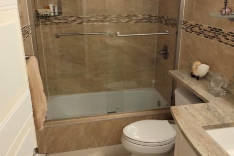 Copropriété à louer à Fort Lauderdale, Floride: 1 chambre, 78.97 m2 № 2349138 - photo 7