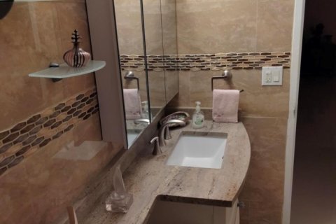Copropriété à louer à Fort Lauderdale, Floride: 1 chambre, 78.97 m2 № 2349138 - photo 6