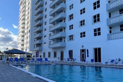 Copropriété à louer à Fort Lauderdale, Floride: 1 chambre, 78.97 m2 № 2349138 - photo 29