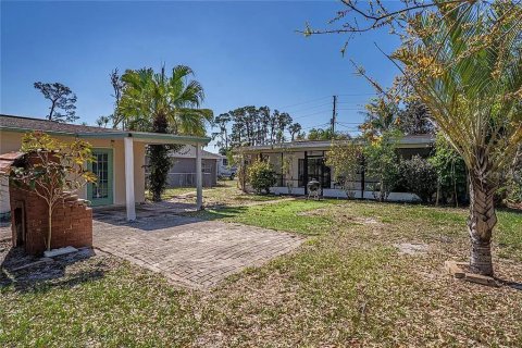 House in Lake Placid, Florida 4 bedrooms, 134.15 sq.m. № 1884758 - photo 14