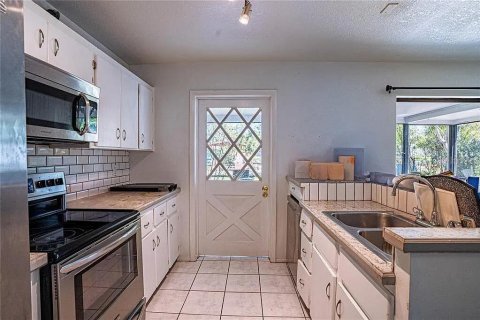 House in Lake Placid, Florida 4 bedrooms, 134.15 sq.m. № 1884758 - photo 15