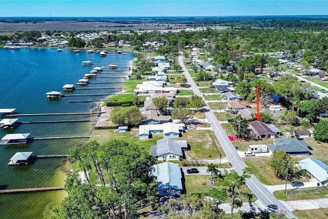 House in Lake Placid, Florida 4 bedrooms, 134.15 sq.m. № 1884758 - photo 7