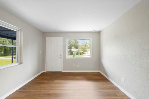Villa ou maison à vendre à Daytona Beach, Floride: 3 chambres, 89.37 m2 № 1904734 - photo 5