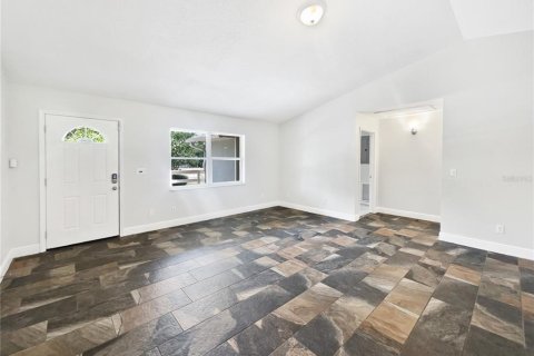 House in Apopka, Florida 3 bedrooms, 176.89 sq.m. № 1805173 - photo 3