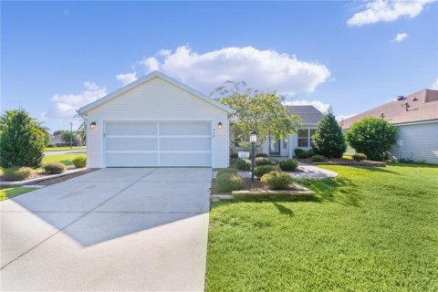 House in The Villages, Florida 2 bedrooms, 115.94 sq.m. № 1835080 - photo 1