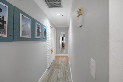 Copropriété à louer à Sarasota, Floride: 2 chambres, 118.91 m2 № 2298809 - photo 29
