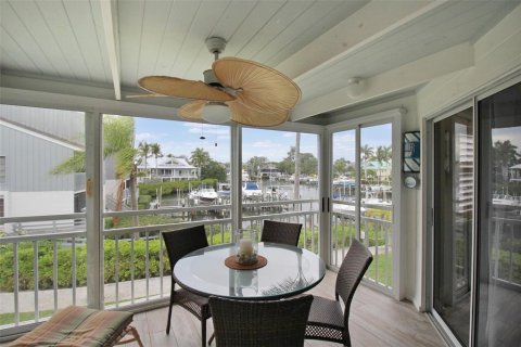 Copropriété à louer à Sarasota, Floride: 2 chambres, 118.91 m2 № 2298809 - photo 16