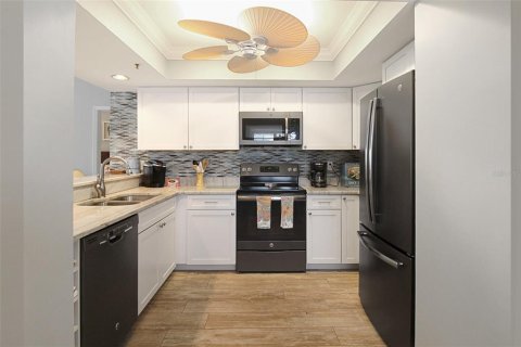 Copropriété à louer à Sarasota, Floride: 2 chambres, 118.91 m2 № 2298809 - photo 9