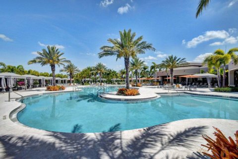 Casa en alquiler en Delray Beach, Florida, 5 dormitorios, 447.79 m2 № 1209094 - foto 1