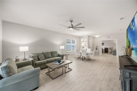 Villa ou maison à vendre à Port Charlotte, Floride: 2 chambres, 143.35 m2 № 2360450 - photo 7