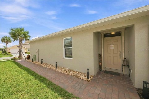Villa ou maison à vendre à Port Charlotte, Floride: 2 chambres, 143.35 m2 № 2360450 - photo 2
