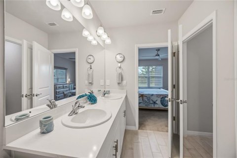 Villa ou maison à vendre à Port Charlotte, Floride: 2 chambres, 143.35 m2 № 2360450 - photo 25