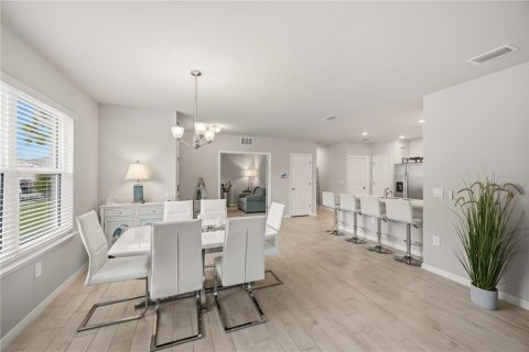 Villa ou maison à vendre à Port Charlotte, Floride: 2 chambres, 143.35 m2 № 2360450 - photo 13