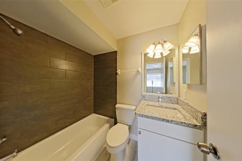 Apartamento en alquiler en Orlando, Florida, 2 dormitorios, 0.74 m2 № 1823271 - foto 8